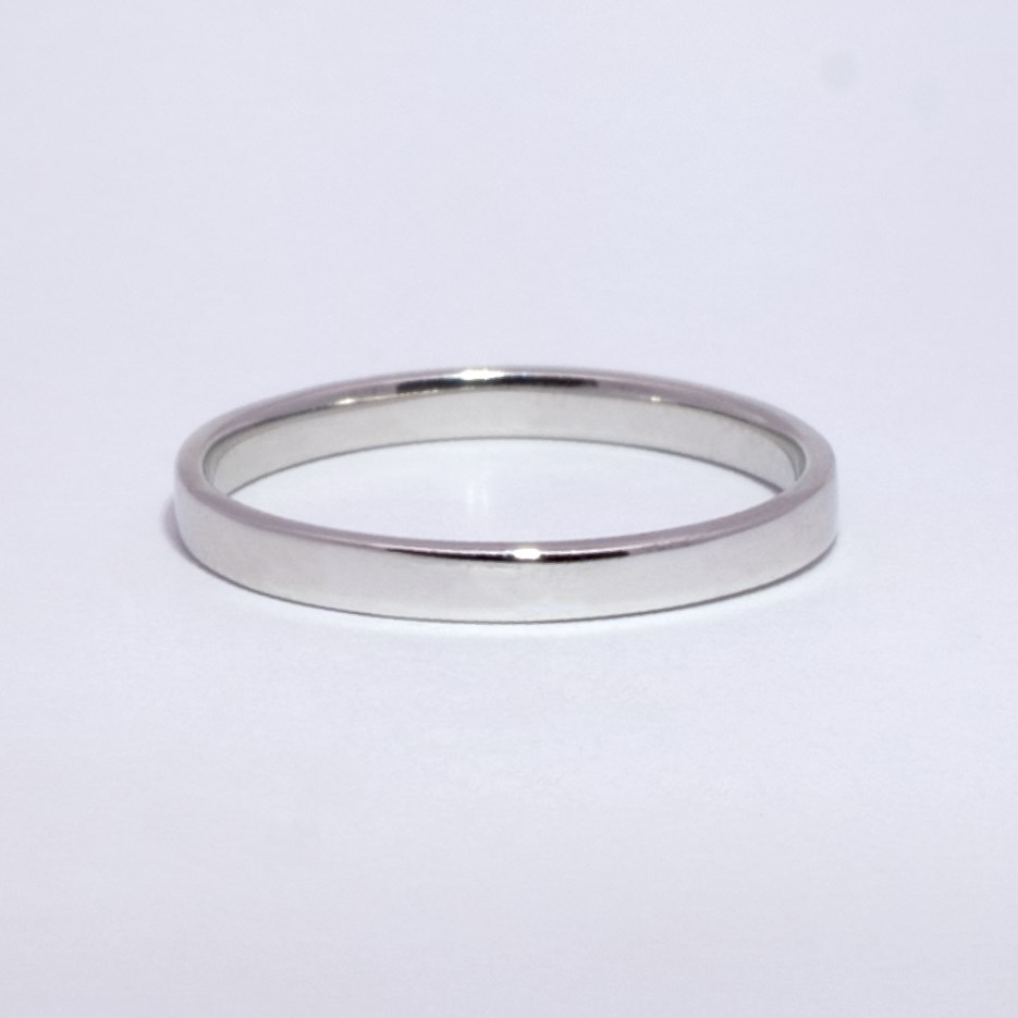 Argolla de Matrimonio en Oro Blanco Plana Lisa 2.5 mm

