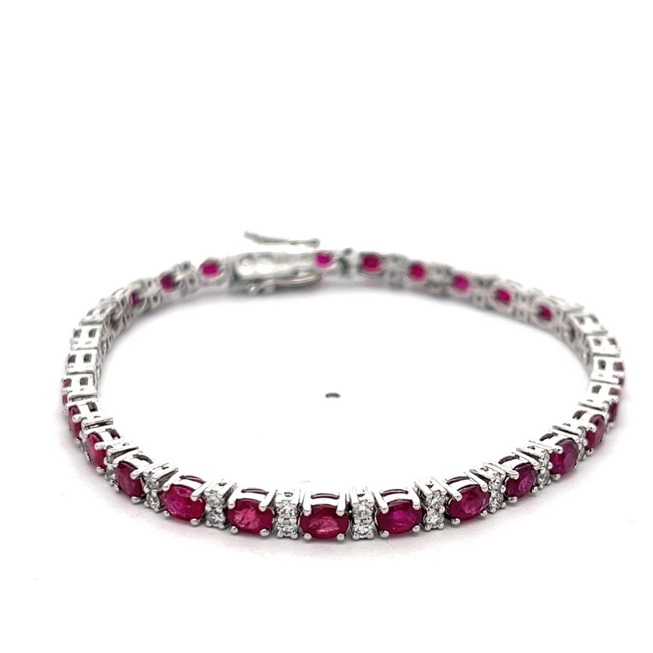 Pulsera Tennis Rubíes 6.06 ct y Diamantes 1.10 ct en Oro Blanco